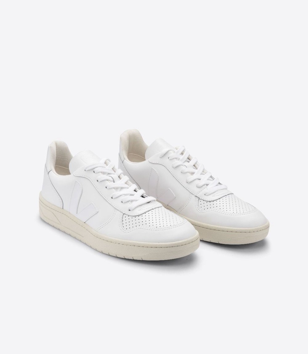 Veja Sneakers Barbati - V-10 Piele - Albi - 4892703-KZ